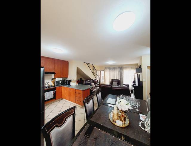 2 BEDROOM TOWNHOUSE FOR SALE IN HALFWAY GARDENS